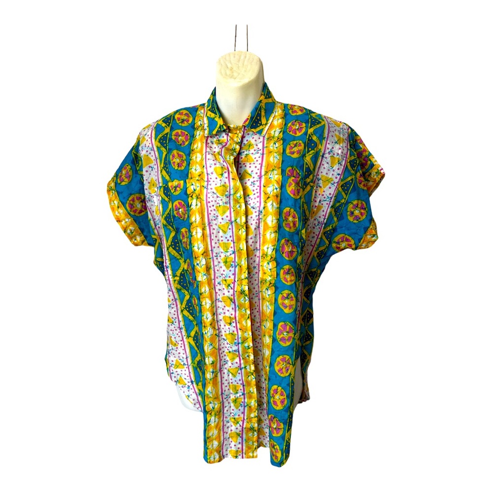 Vintage Upper Class Multi color shirt with padded shoulders size Medium